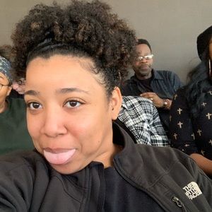 Meet your Posher, Camille